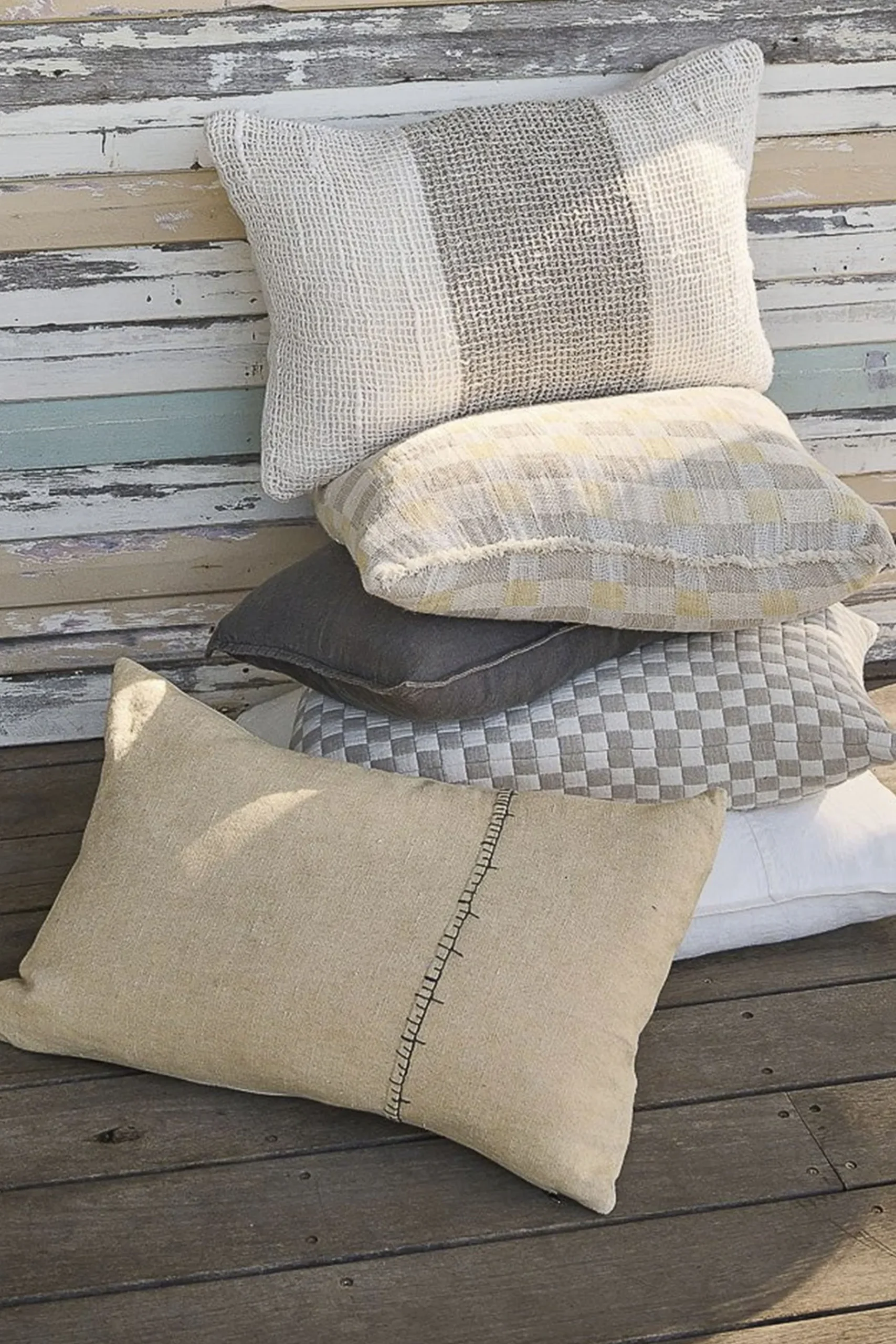 Cushions & Throws-HUSK Eadie Linen Cushion 6 EadieLinenCushion6